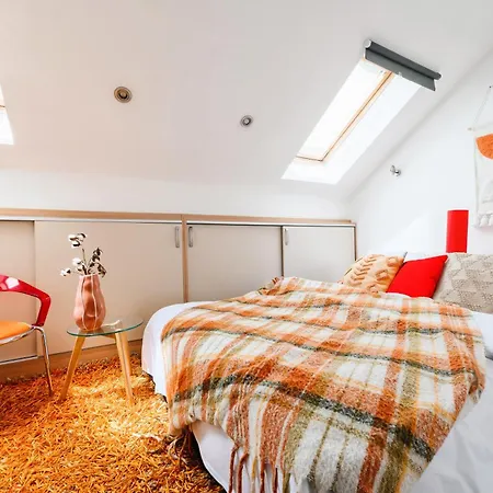 Family Penthouse Old Town Heart Renovated Lägenhet