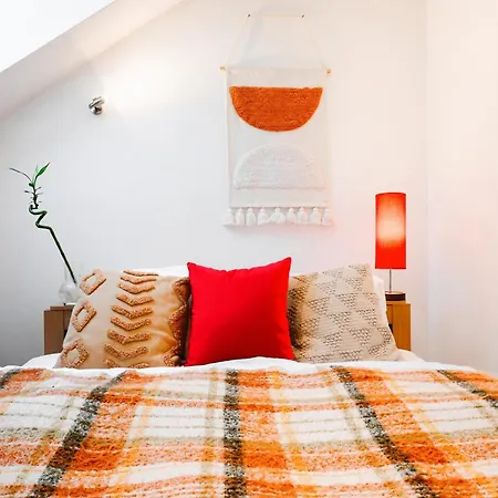 Апартаменты Family Penthouse Old Town Heart Renovated *