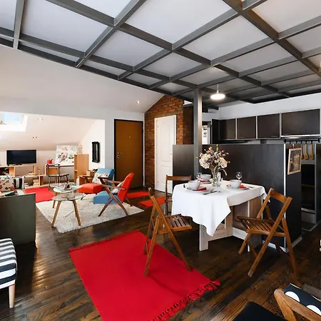 Family Penthouse Old Town Heart Renovated Lägenhet Belgrad