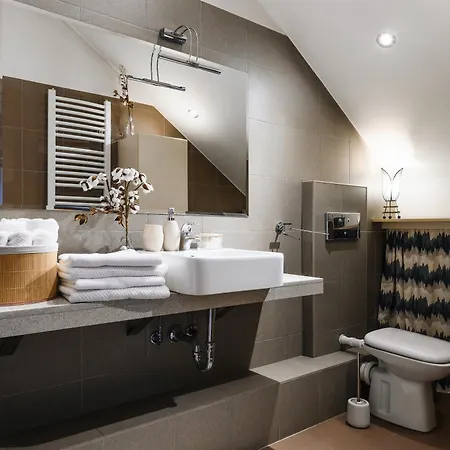Family Penthouse Old Town Heart Renovated Белград